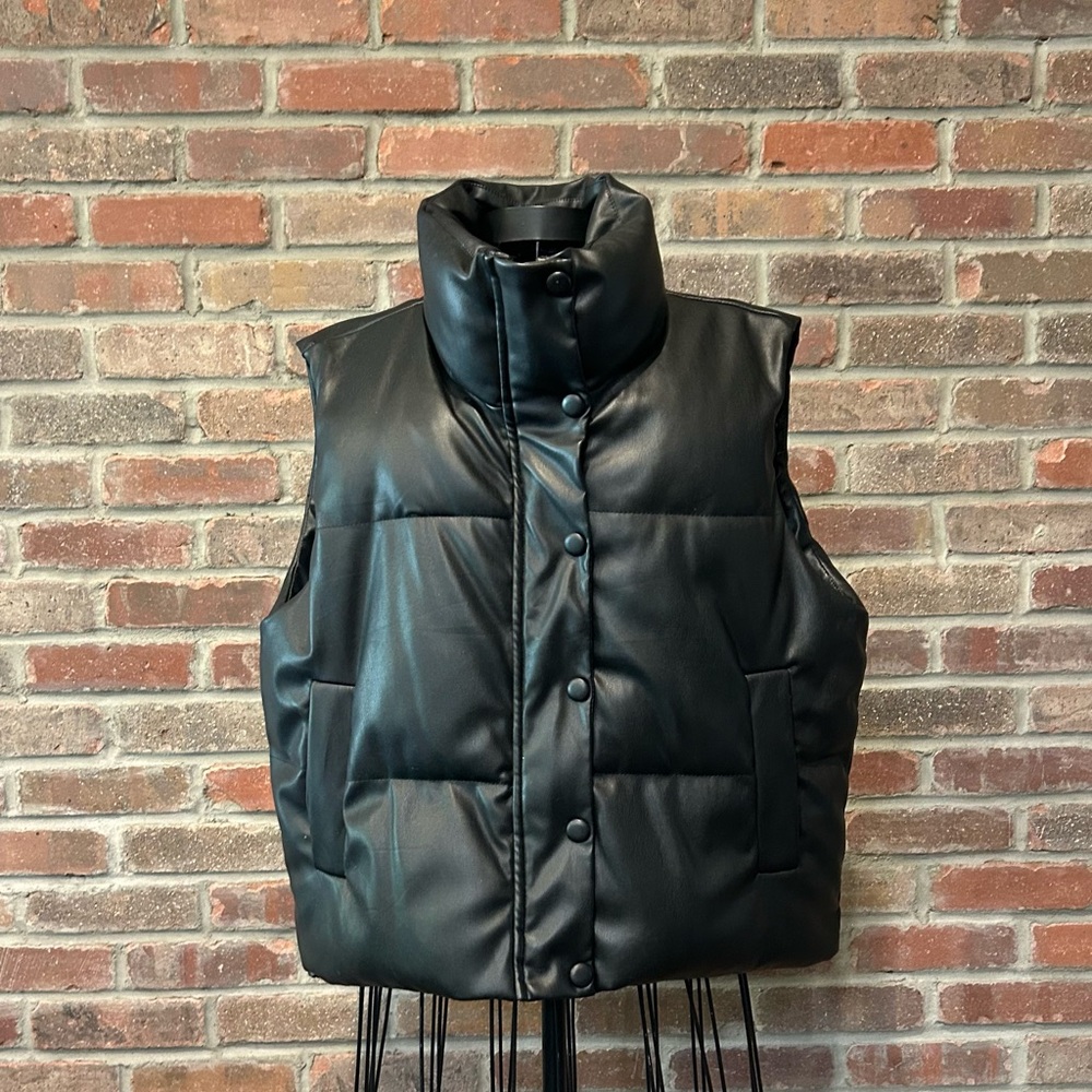 Faux Leather Women’s Black Puffer Vest Size Large